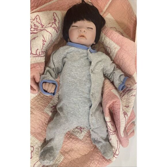 Paradise Galleries Laura Lee Eagles Newborn Reborn Baby Black Hair Numbered Sign - Picture 3 of 16